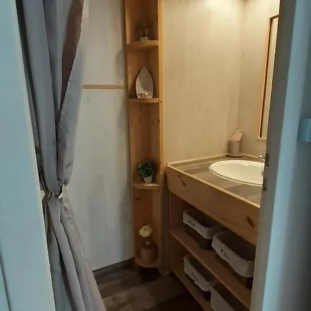 아파트 Location D'un Pavillon De